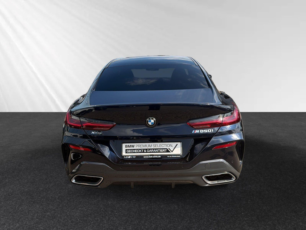 BMW M850