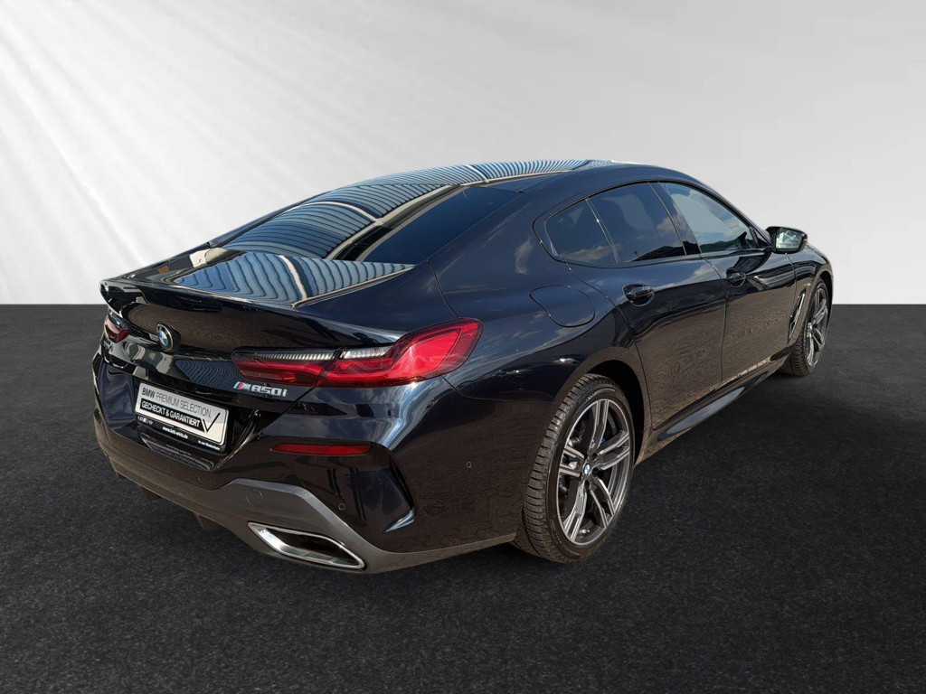 BMW M850