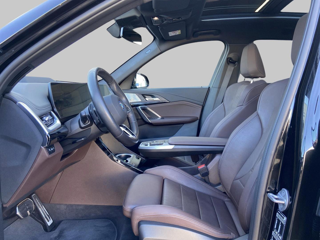 BMW iX1 xDrive30