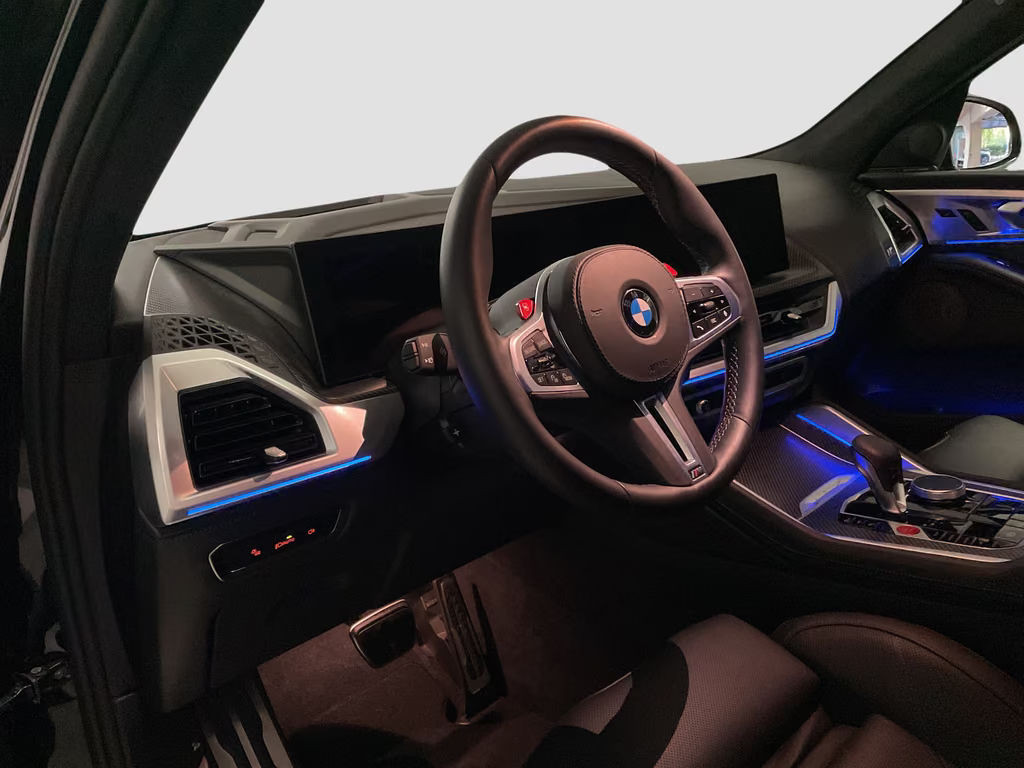 BMW XM