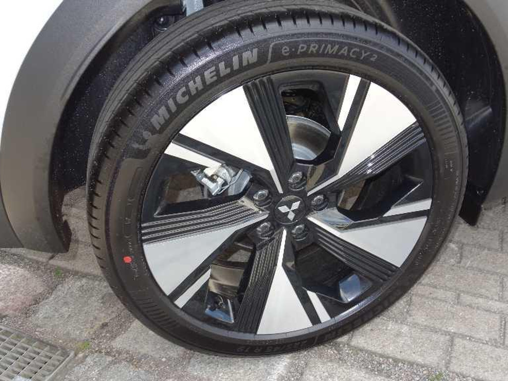 Mitsubishi Grandis
