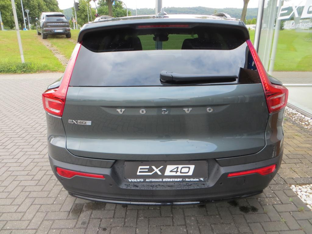 Volvo EX40