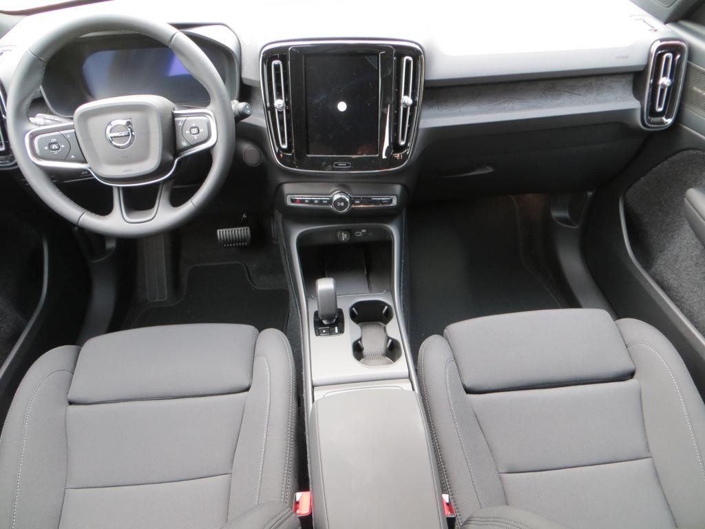 Volvo EX40