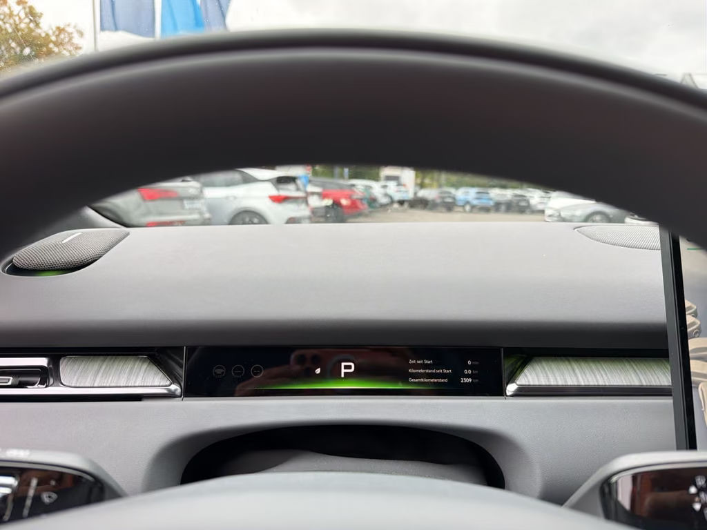 Xpeng P7