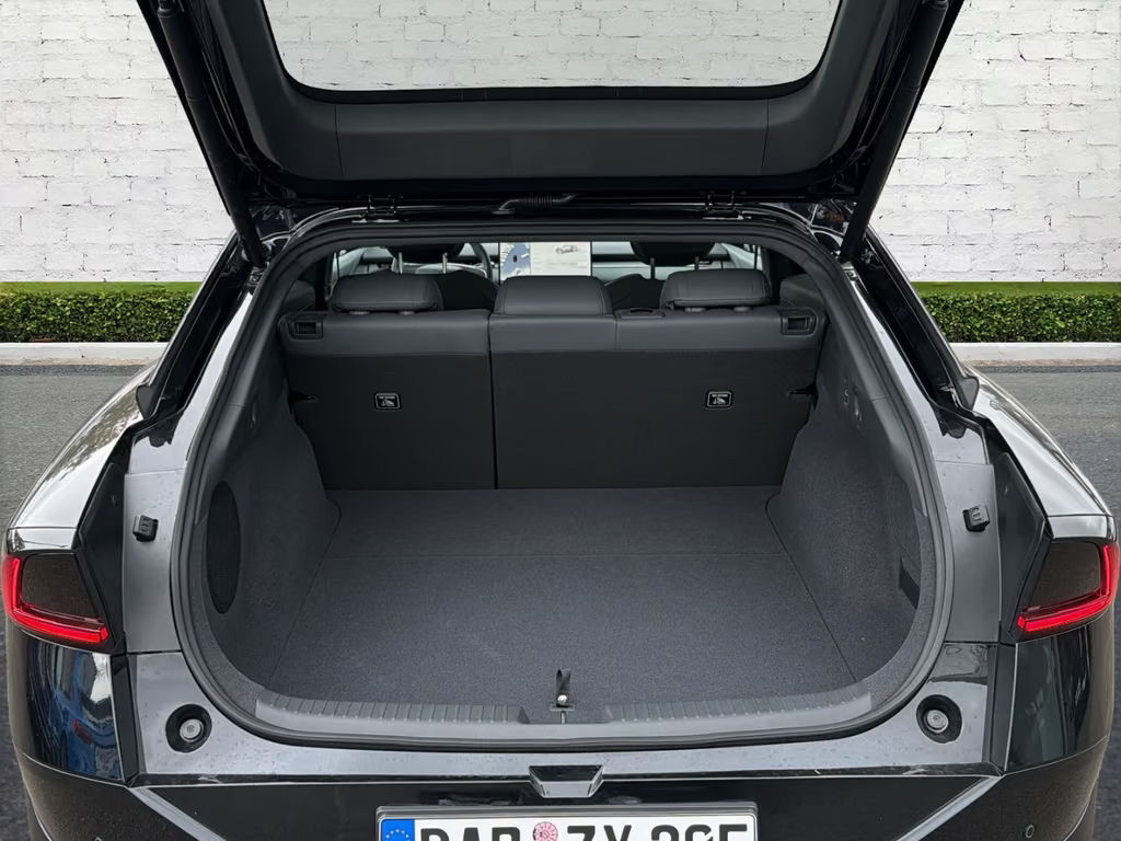 Xpeng P7