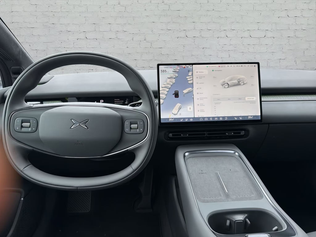 Xpeng P7
