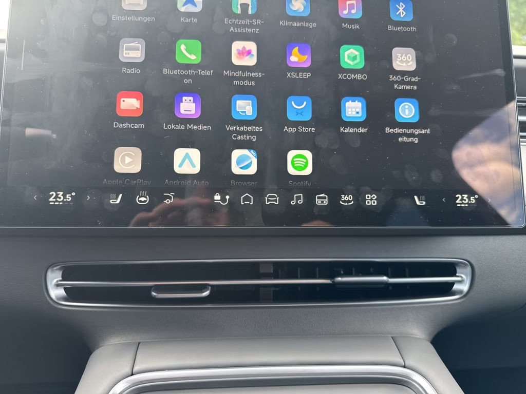 Xpeng G6
