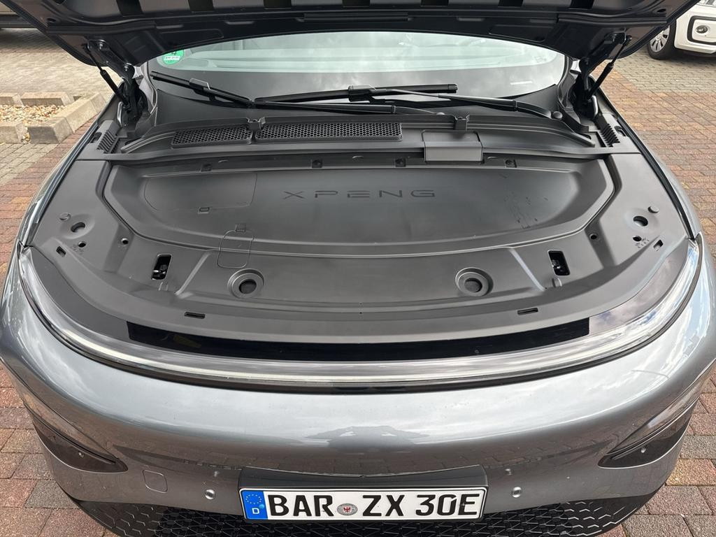 Xpeng G6