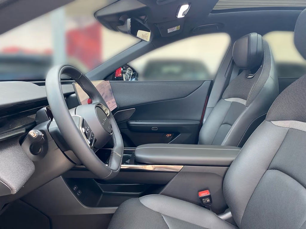 Mazda CX-6e