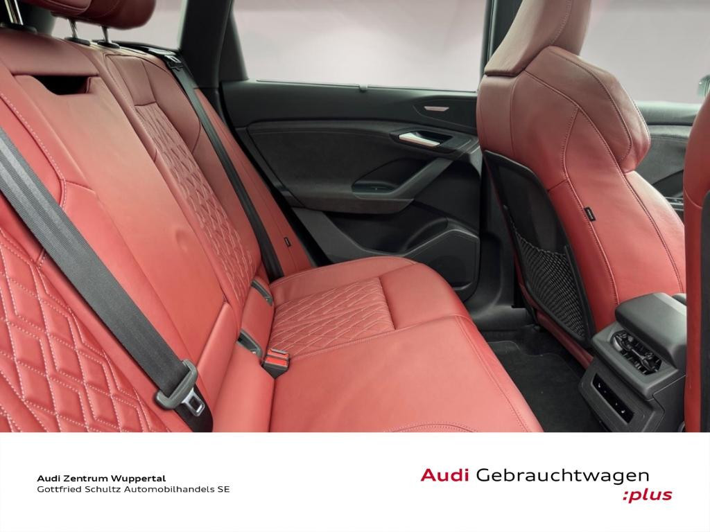 Audi SQ6 e-tron