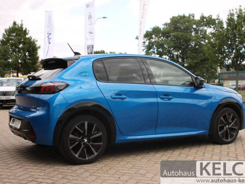 Peugeot e-208