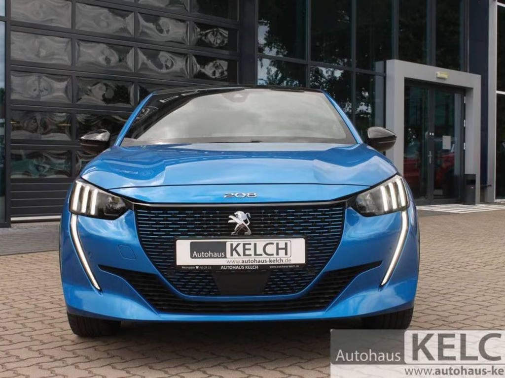 Peugeot e-208
