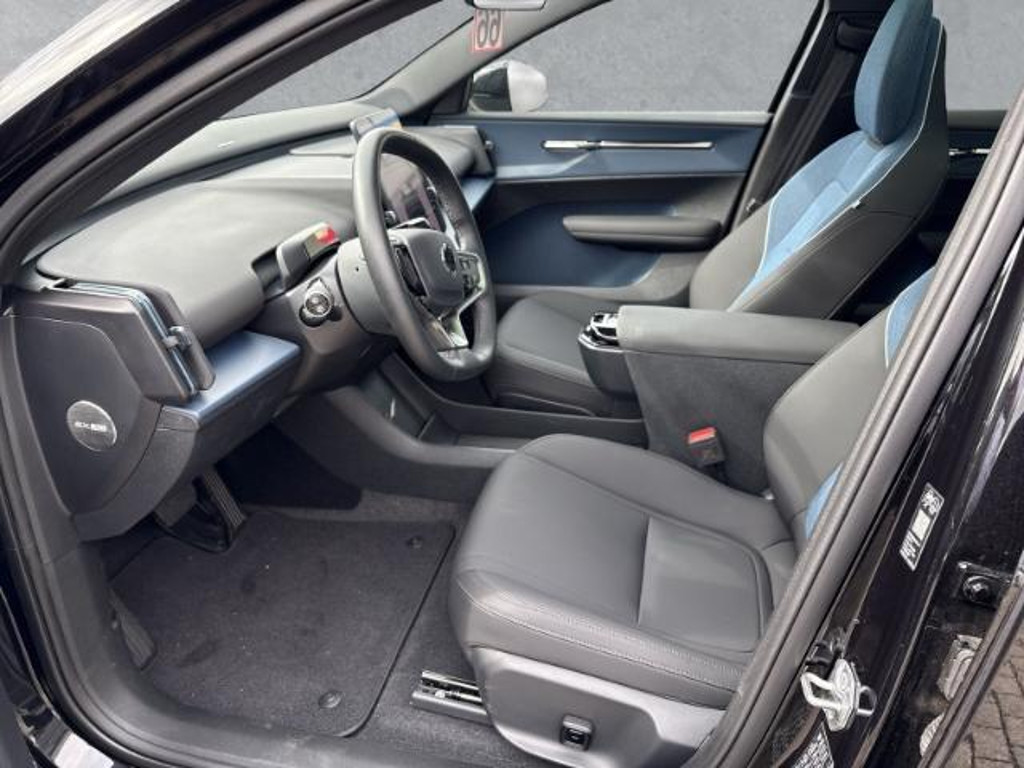 Volvo EX30