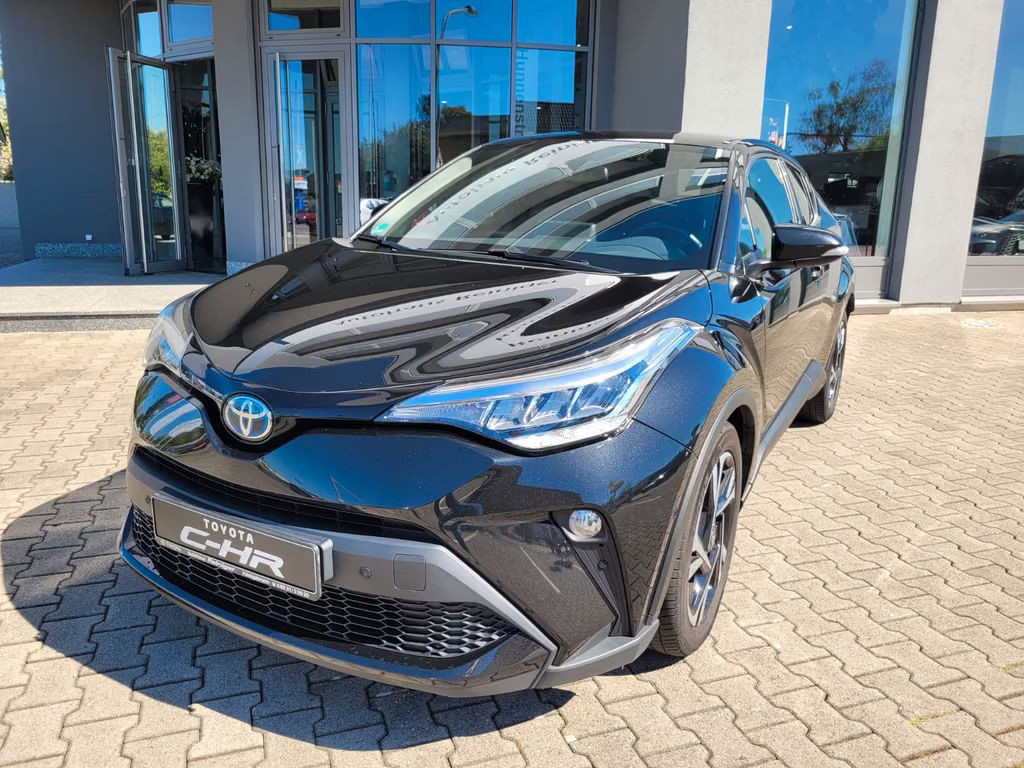 Toyota C-HR Team D