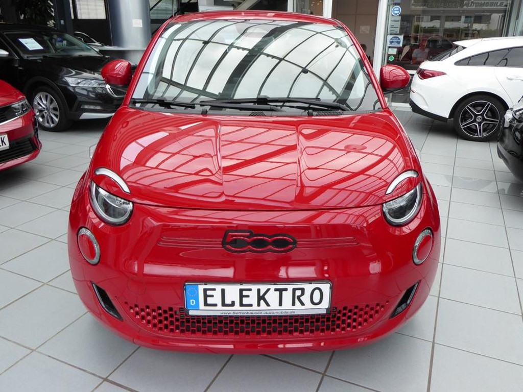 Fiat 500e RED