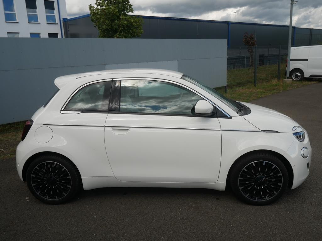 Fiat 500e by Bocelli 42 kWh