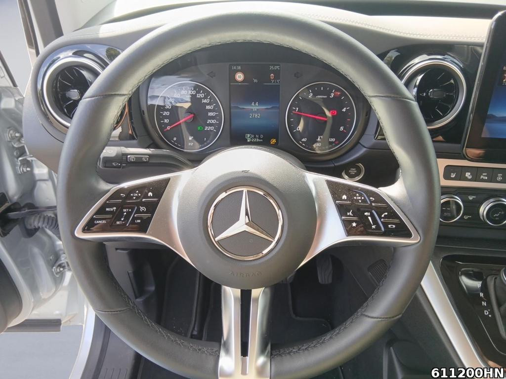 Mercedes-Benz T 180
