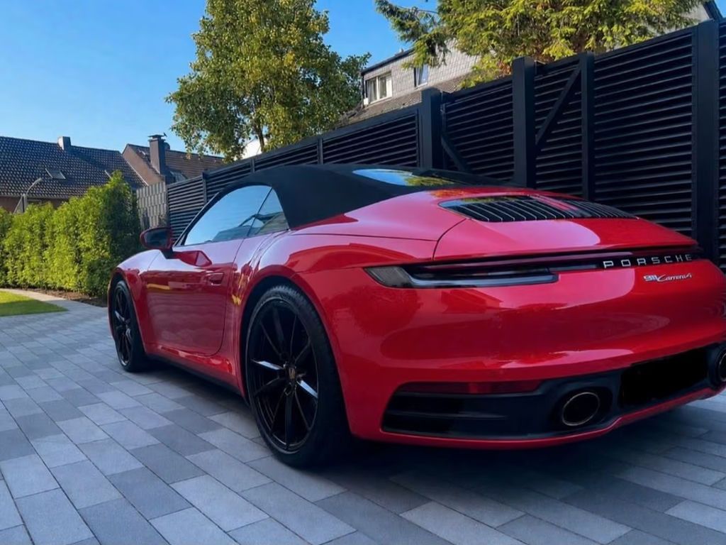 Porsche 911