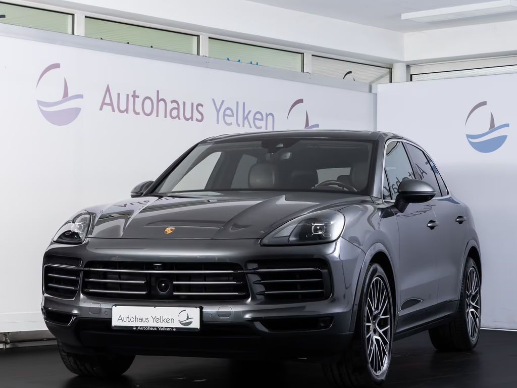 Porsche Cayenne *ACC*PANO*LUFT*SPUR*360-CAM*21"