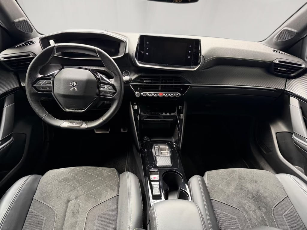 Peugeot e-208