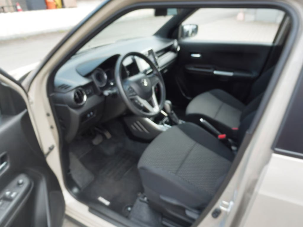 Suzuki Ignis