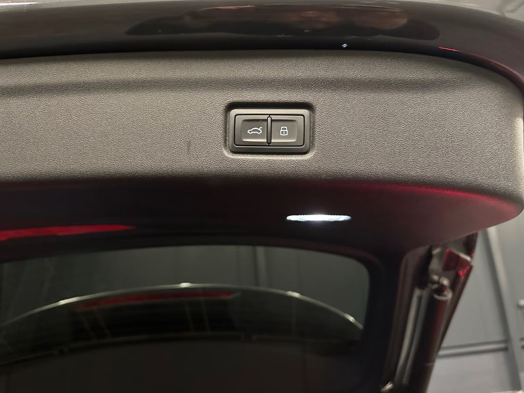 Audi SQ6 e-tron
