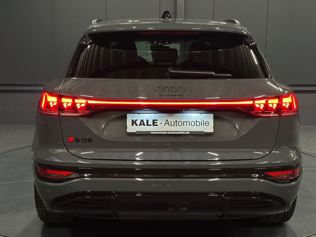 Audi SQ6 e-tron