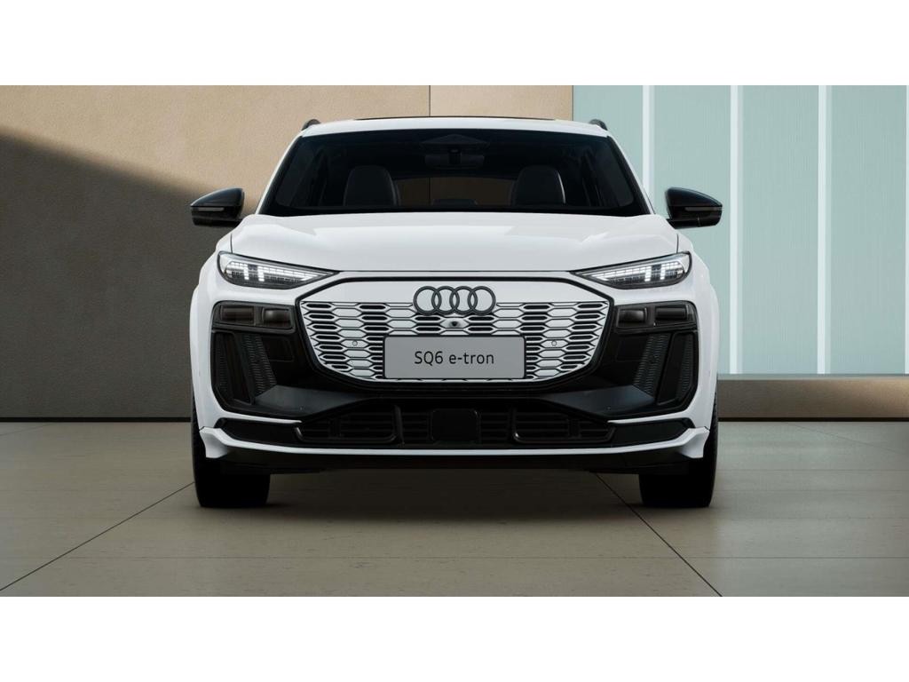 Audi SQ6 e-tron