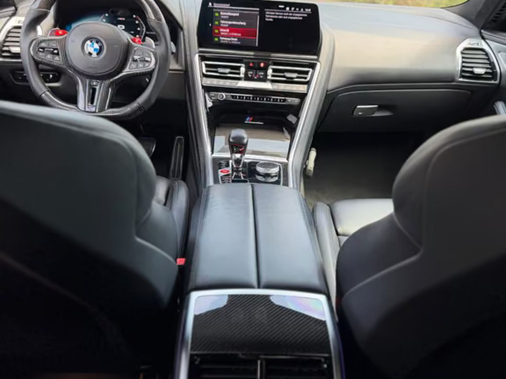 BMW M8
