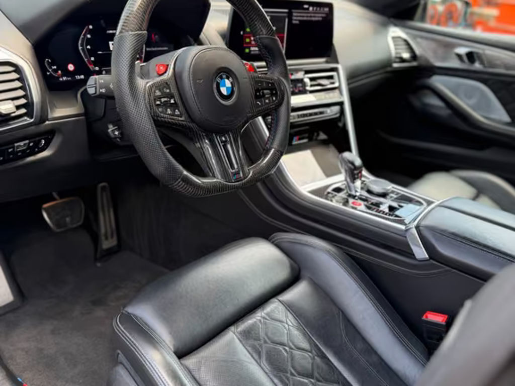 BMW M8