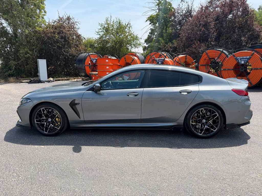 BMW M8