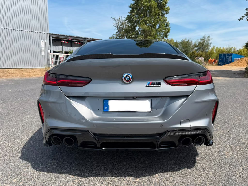 BMW M8