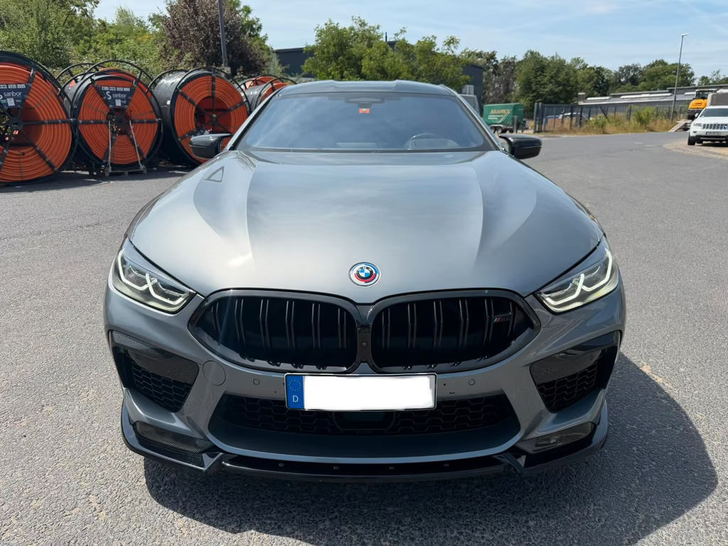 BMW M8