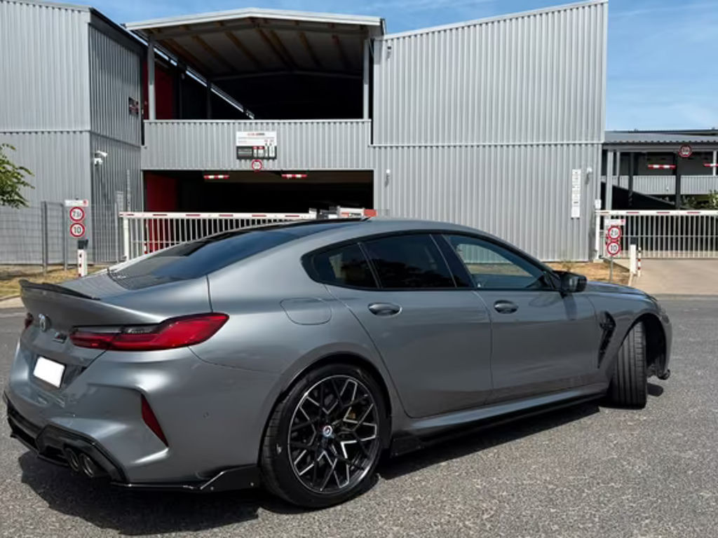 BMW M8
