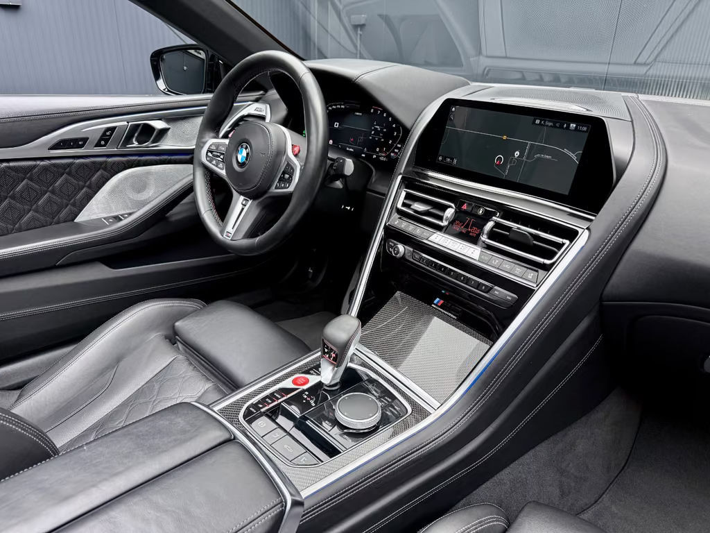 BMW M8
