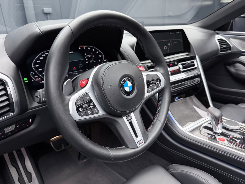 BMW M8