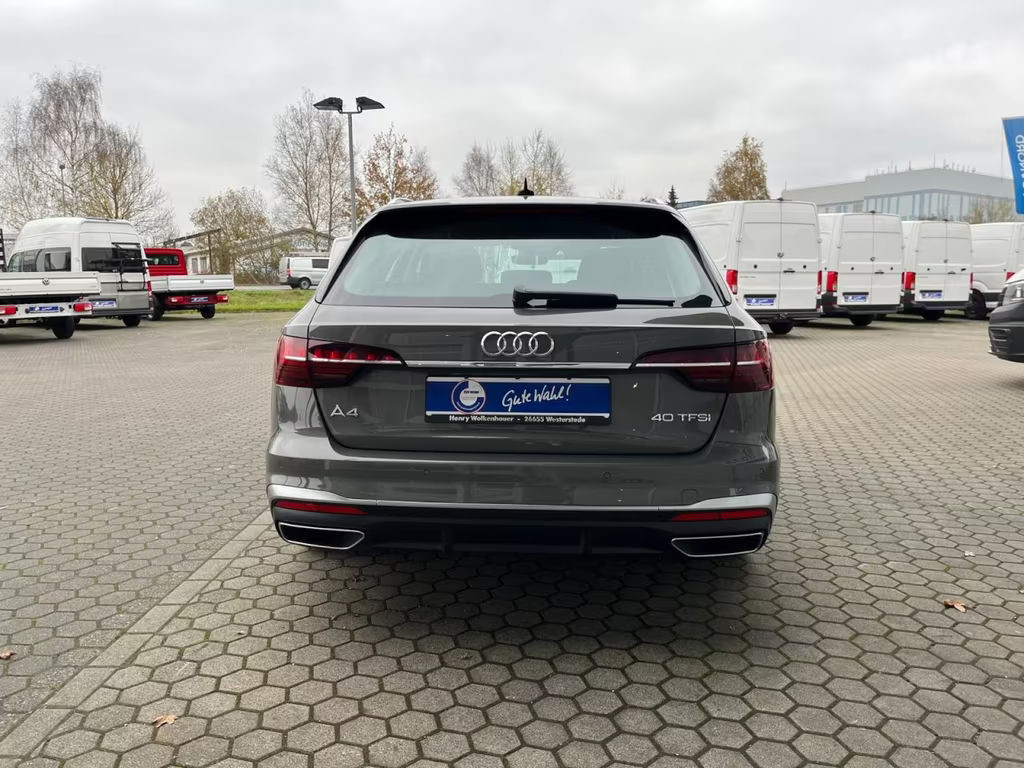 Audi A4 Avant S-Line 40 TFSI