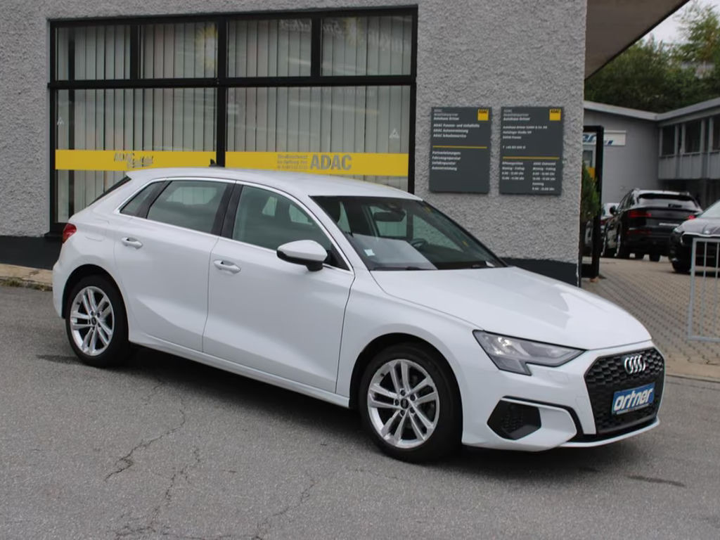 Audi A3 Sportback Sedan 30 TFSI 1.0 TFSI