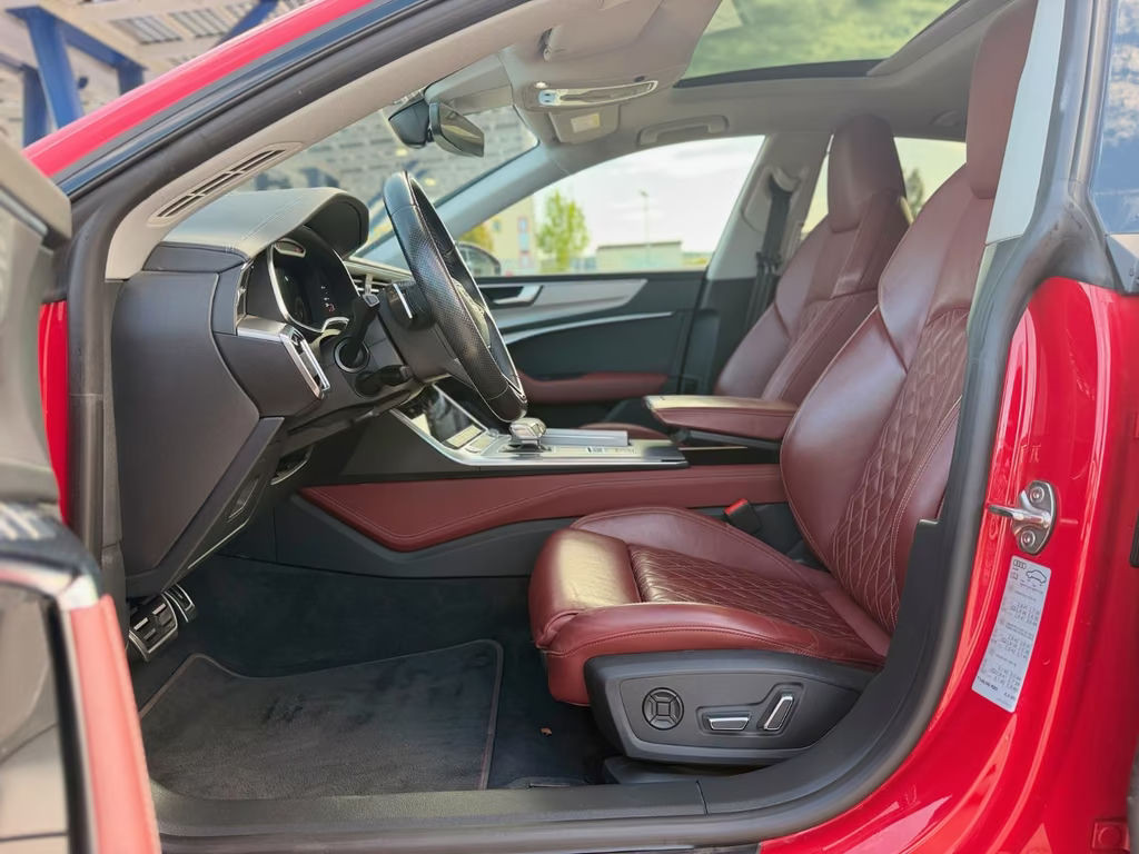 Audi S7