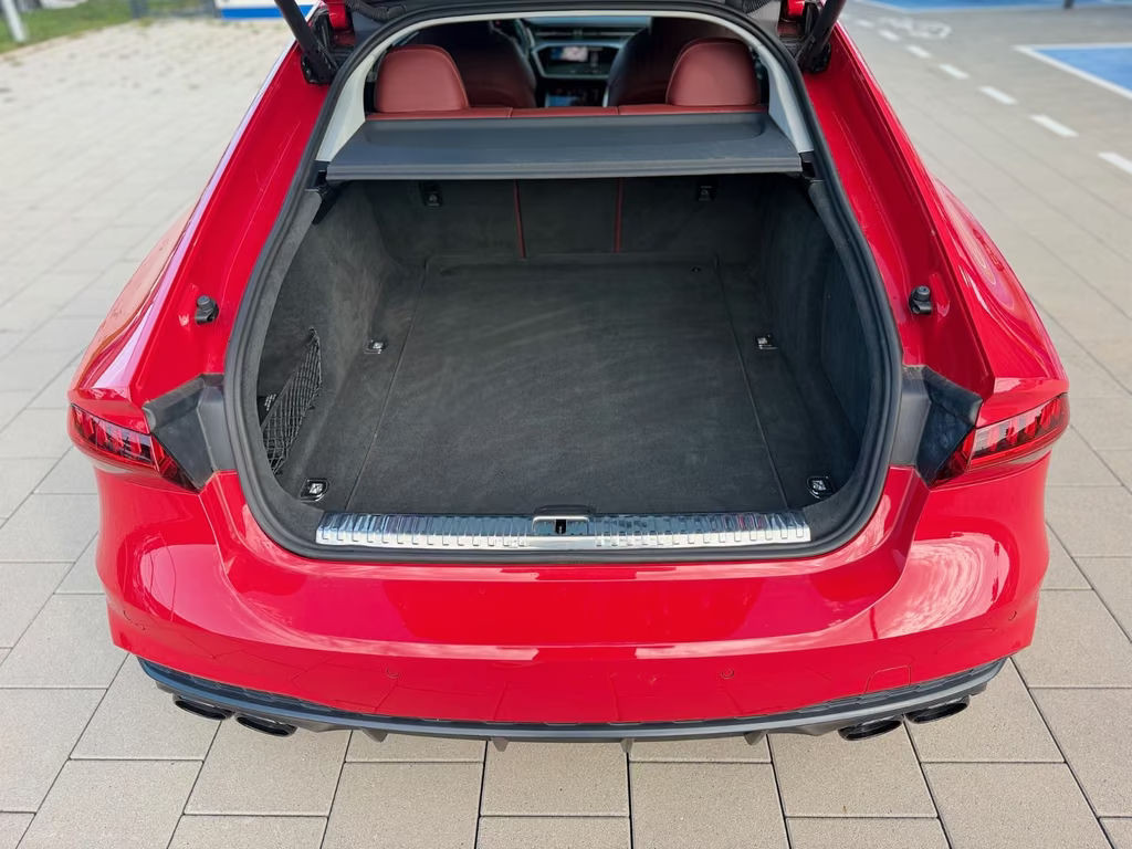 Audi S7