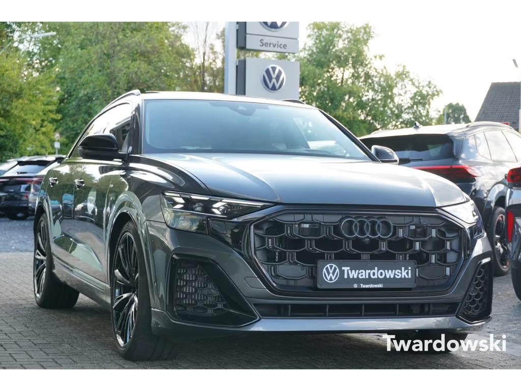 Audi Q8 S-Line