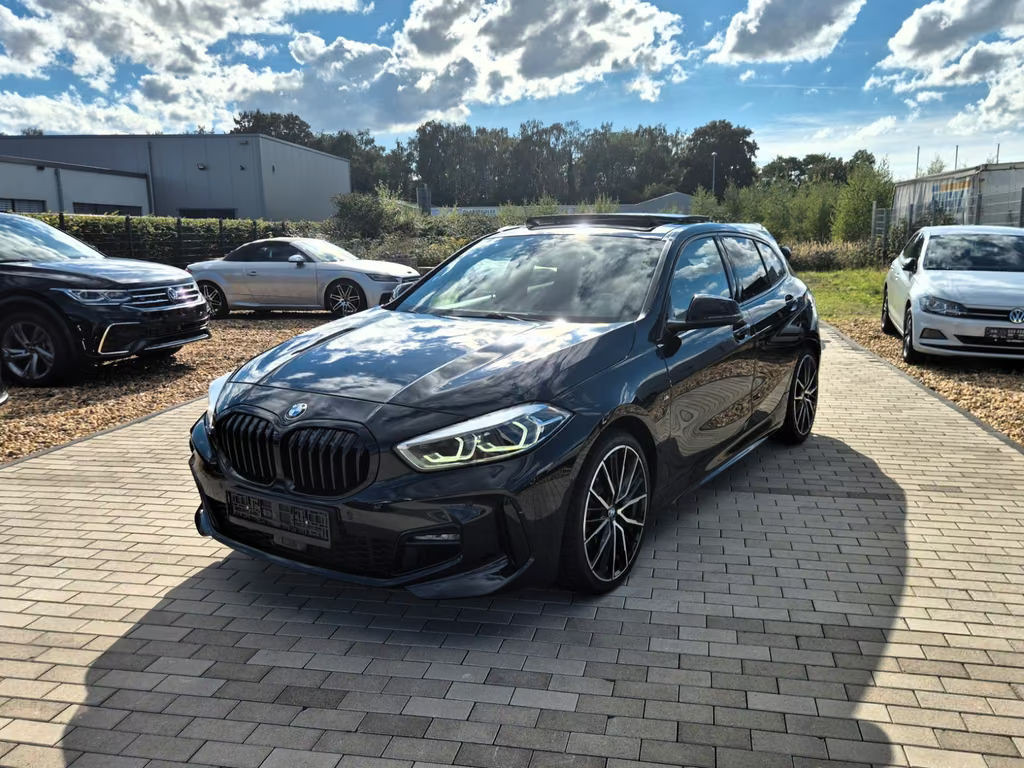 BMW 1 Serie 118 M-Sport Sedan 118i