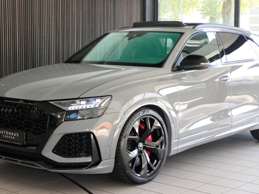 Audi RS Q8