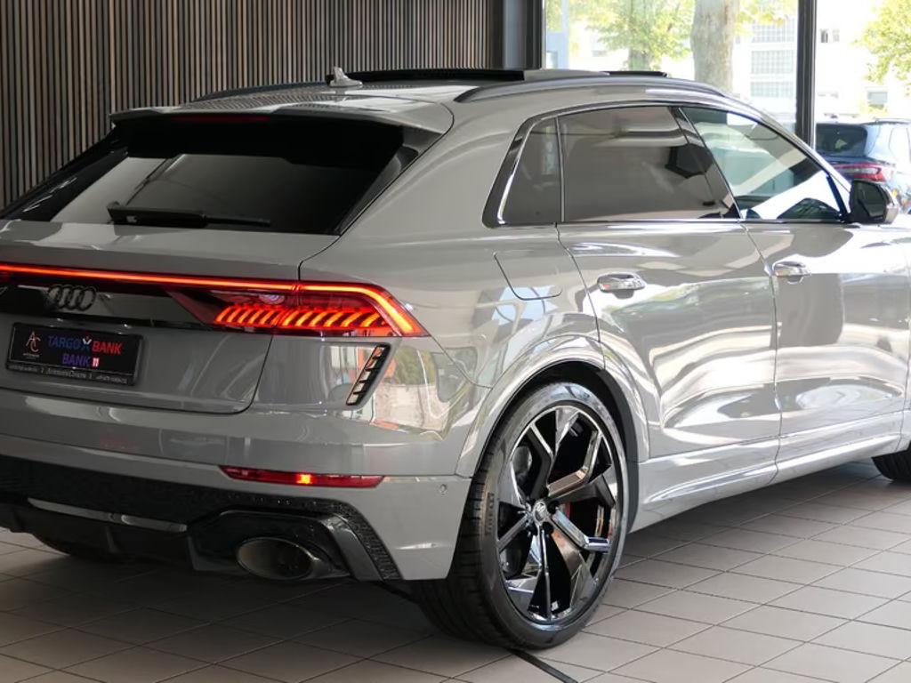 Audi RS Q8