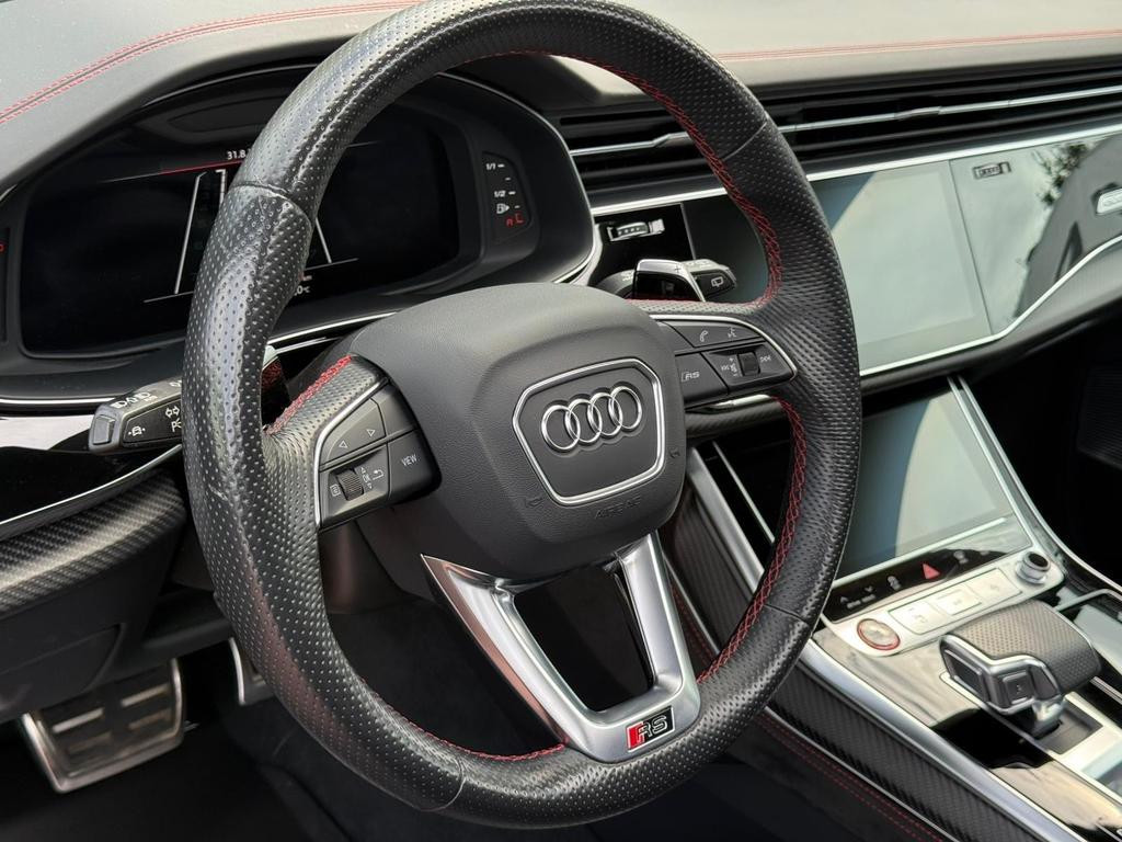 Audi RS Q8