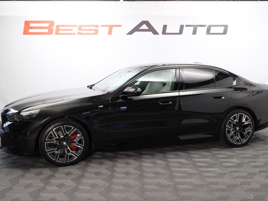 BMW 5 Serie 550 M-Sport xDrive Sedan
