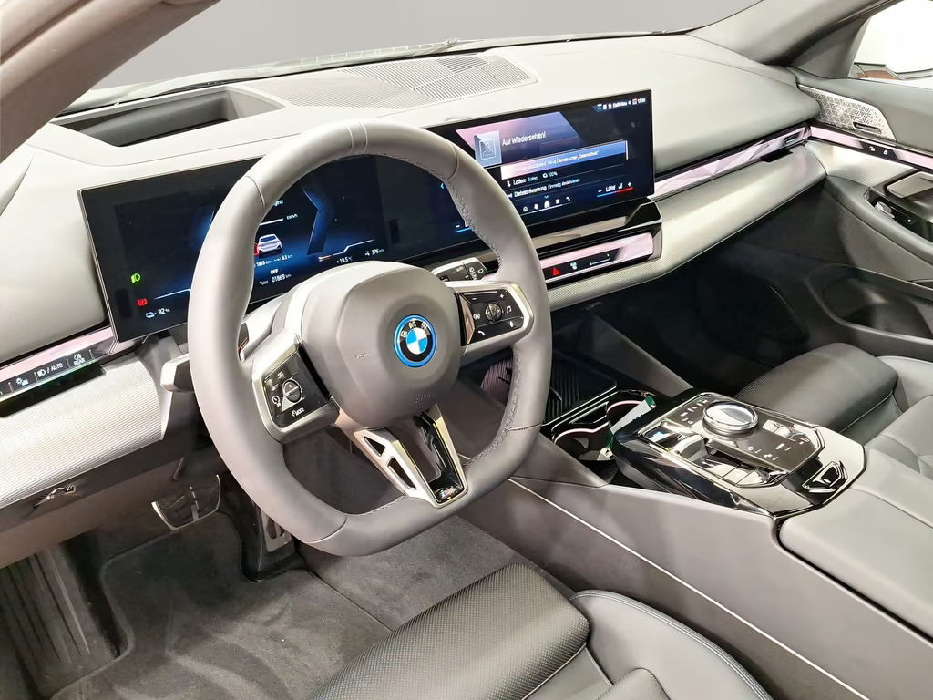 BMW i5