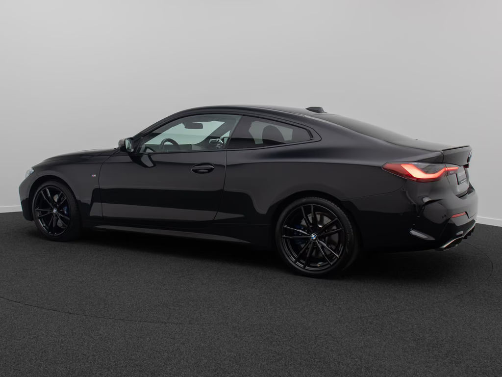 BMW M440