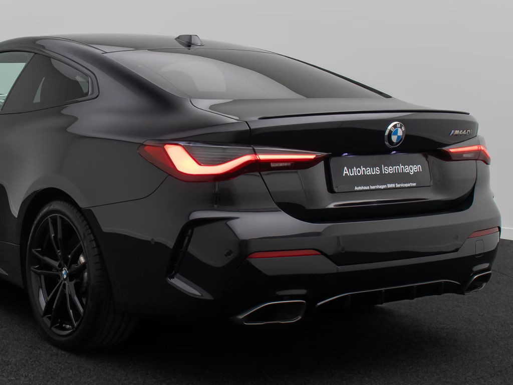 BMW M440