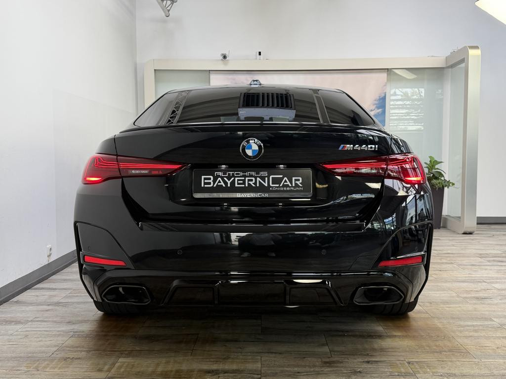BMW M440